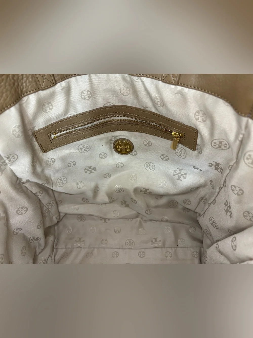 Tory Burch Kipp Tote in Sand Dollar